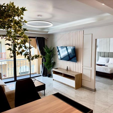 Grand Orlov Apart Hotel Patong Esterno foto