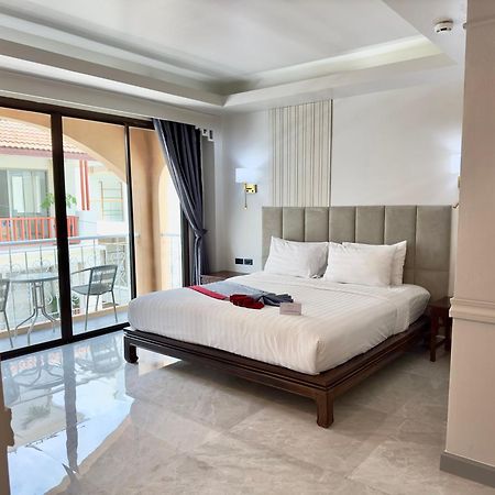 Grand Orlov Apart Hotel Patong Esterno foto