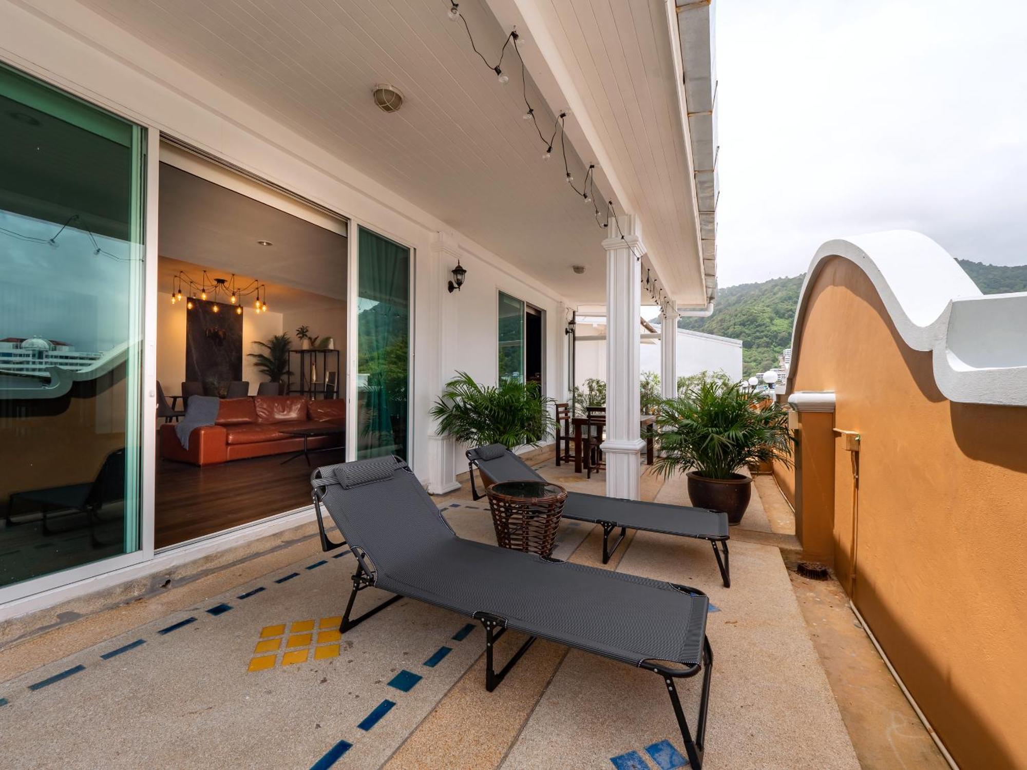 Grand Orlov Apart Hotel Patong Esterno foto