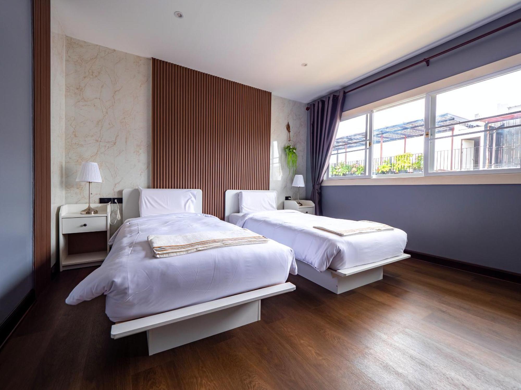 Grand Orlov Apart Hotel Patong Esterno foto
