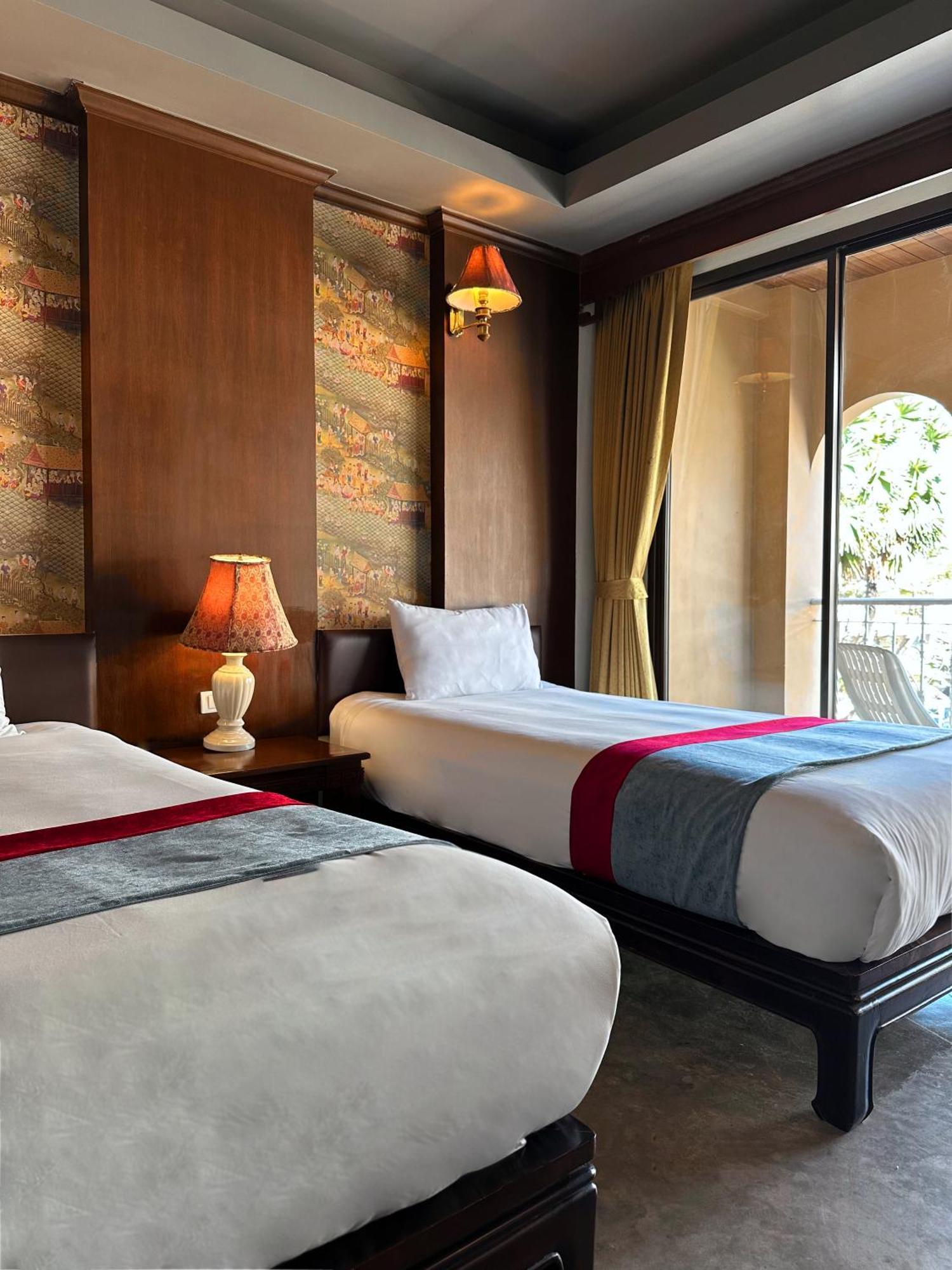 Grand Orlov Apart Hotel Patong Esterno foto
