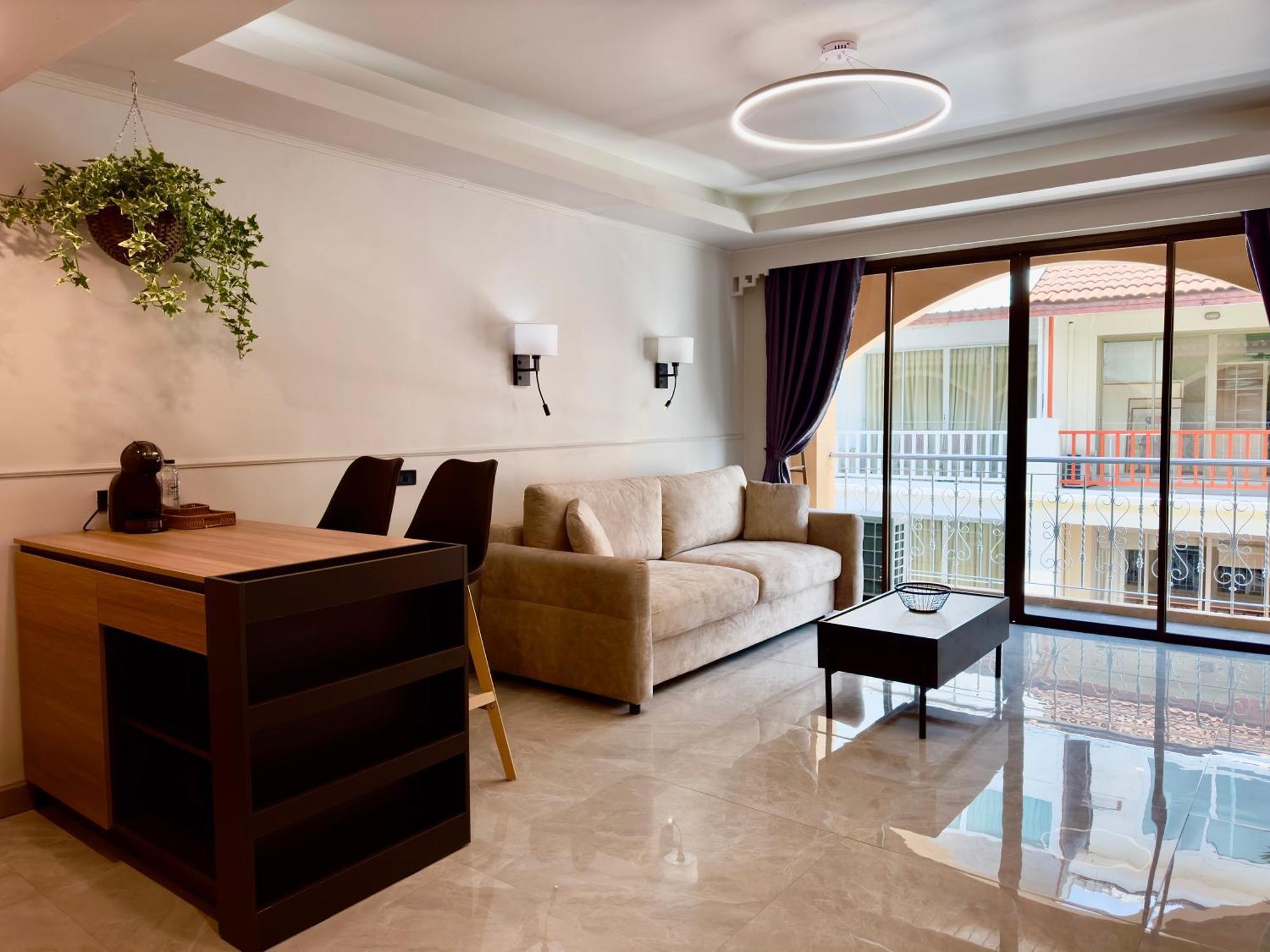 Grand Orlov Apart Hotel Patong Esterno foto
